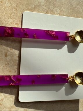 Fuchsia Resin Bar Drop Earrings with Gold Accent